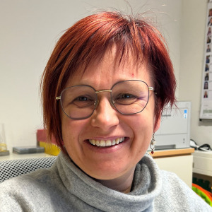 Kathrin Leonhart Kathrin Leonhart